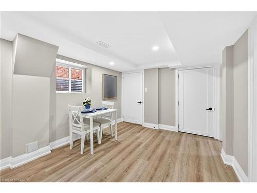 150 Brucedale Avenue E, Hamilton, ON - Indoor