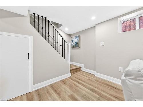 150 Brucedale Avenue E, Hamilton, ON - Indoor