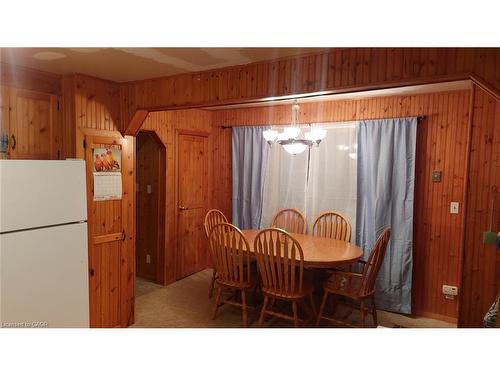 520 Alder Street E, Dunnville, ON - Indoor