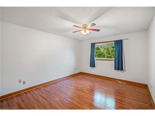 3688 Cardinal Drive, Niagara Falls, ON - Indoor Photo Showing Other Room