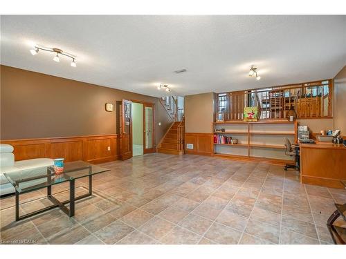 3688 Cardinal Drive, Niagara Falls, ON - Indoor Photo Showing Other Room