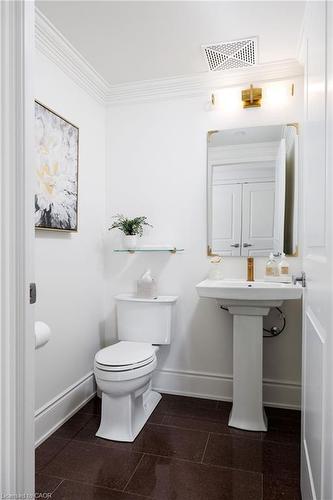 327-3500 Lakeshore Road W, Oakville, ON - Indoor Photo Showing Bathroom