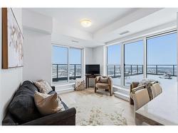 909-470 Dundas Street E Hamilton, ON L8B 2A6