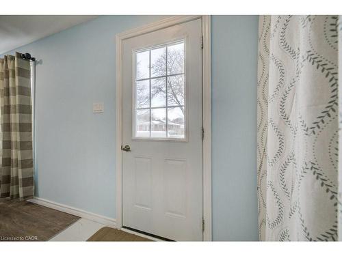 33 Garland Crescent, London, ON - Indoor Photo Showing Other Room