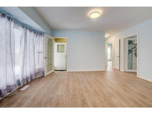 33 Garland Crescent, London, ON - Indoor Photo Showing Other Room