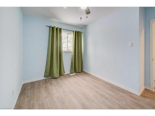 33 Garland Crescent, London, ON - Indoor Photo Showing Other Room