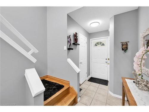 5 Vulcan Court, Hamilton, ON - Indoor Photo Showing Other Room