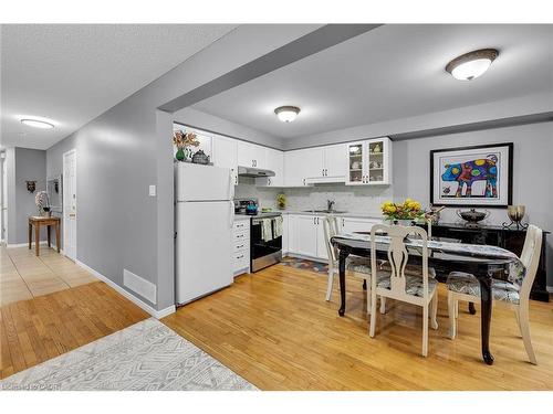 5 Vulcan Court, Hamilton, ON - Indoor