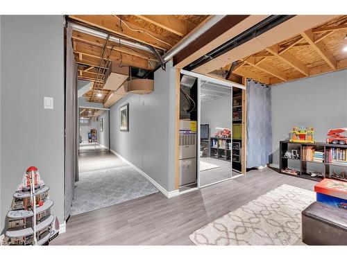 5 Vulcan Court, Hamilton, ON - Indoor Photo Showing Other Room