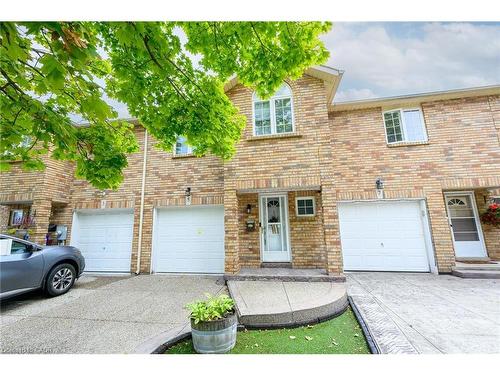 5 Vulcan Court, Hamilton, ON - Outdoor