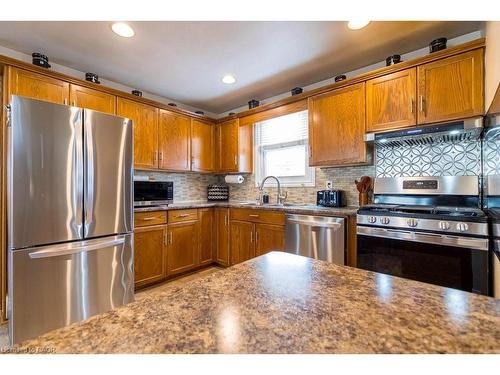 59 Acadia Drive, Welland, ON - Indoor Photo Showing Kitchen With Stainless Steel Kitchen