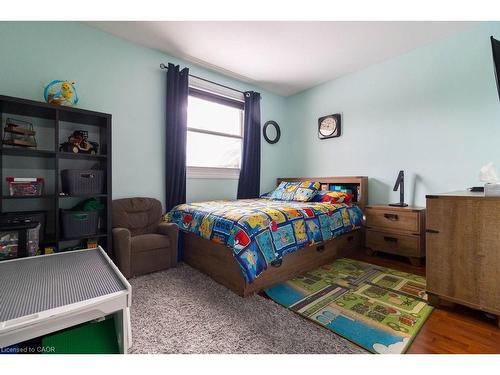 59 Acadia Drive, Welland, ON - Indoor Photo Showing Bedroom