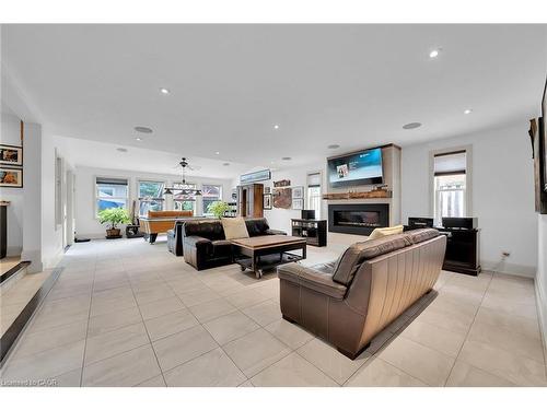 404 Mountain Brow Boulevard E, Hamilton, ON - Indoor Photo Showing Other Room With Fireplace