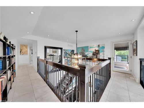 404 Mountain Brow Boulevard E, Hamilton, ON - Indoor Photo Showing Other Room