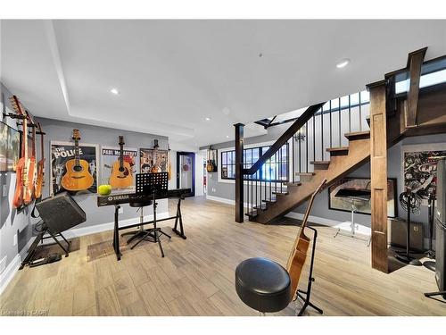 404 Mountain Brow Boulevard E, Hamilton, ON - Indoor Photo Showing Other Room