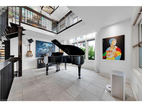 404 Mountain Brow Boulevard E, Hamilton, ON - Indoor Photo Showing Other Room