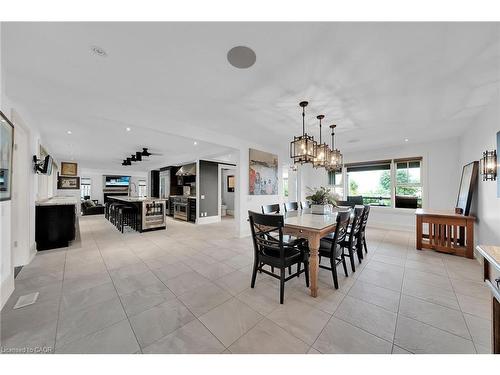 404 Mountain Brow Boulevard E, Hamilton, ON - Indoor Photo Showing Dining Room