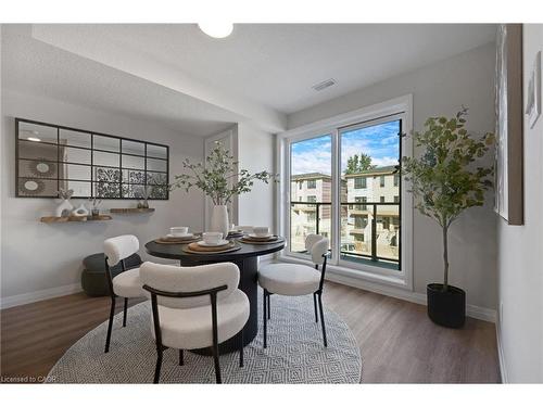 A4-410 Northfield Drive W, Waterloo, ON - Indoor Photo Showing Dining Room