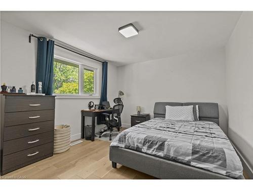 514 Oxbow Road, Waterloo, ON - Indoor Photo Showing Bedroom