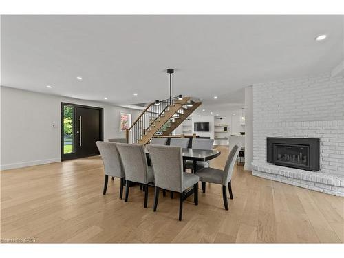 514 Oxbow Road, Waterloo, ON - Indoor With Fireplace