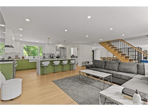 514 Oxbow Road, Waterloo, ON - Indoor Photo Showing Living Room