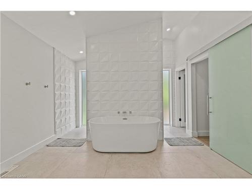 514 Oxbow Road, Waterloo, ON - Indoor Photo Showing Bathroom