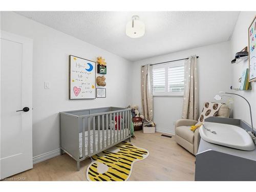 104 Cindy Avenue, Cambridge, ON - Indoor Photo Showing Other Room