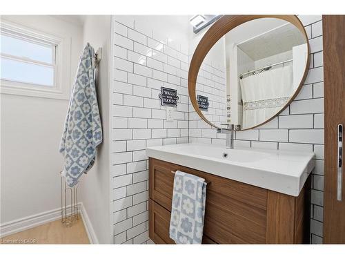 104 Cindy Avenue, Cambridge, ON - Indoor