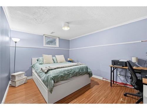 104 Cindy Avenue, Cambridge, ON - Indoor Photo Showing Bedroom