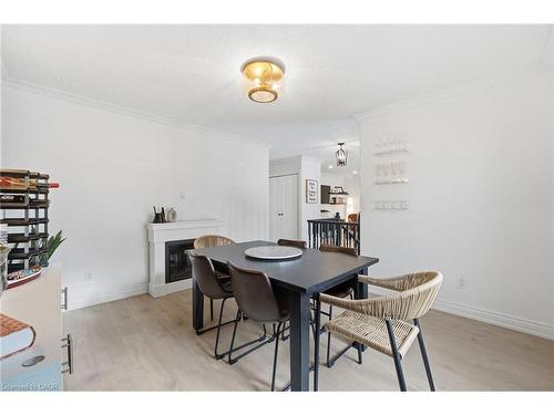104 Cindy Avenue, Cambridge, ON - Indoor Photo Showing Dining Room