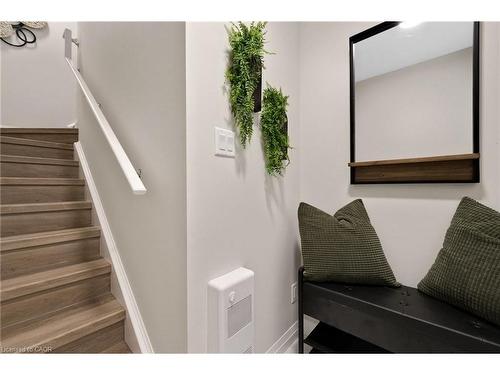 D16-410 Northfield Drive W, Waterloo, ON - Indoor Photo Showing Other Room