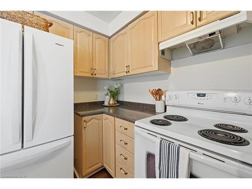 1-2230 Walkers Line, Burlington, ON - Indoor Photo Showing Kitchen