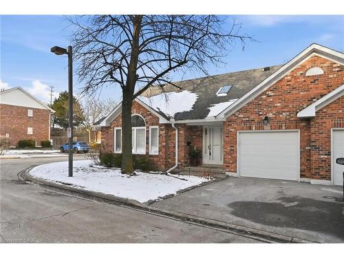 1-2230 Walkers Line, Burlington, ON - Outdoor