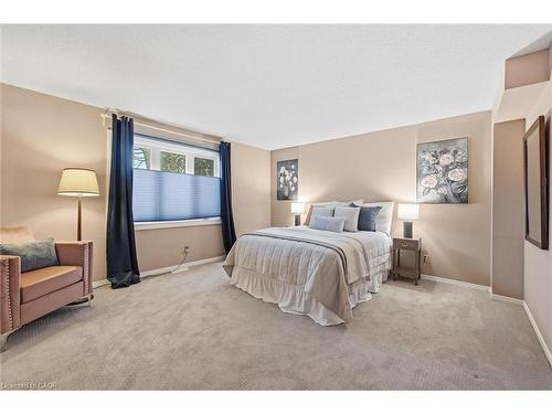 1-2230 Walkers Line, Burlington, ON - Indoor Photo Showing Bedroom