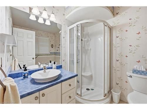 1-2230 Walkers Line, Burlington, ON - Indoor Photo Showing Bathroom