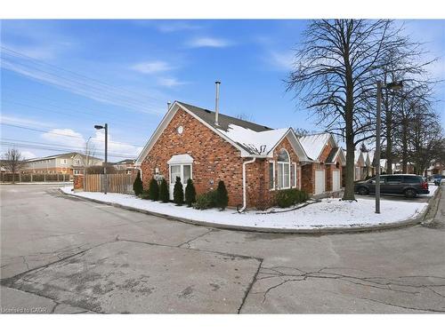 1-2230 Walkers Line, Burlington, ON - Outdoor