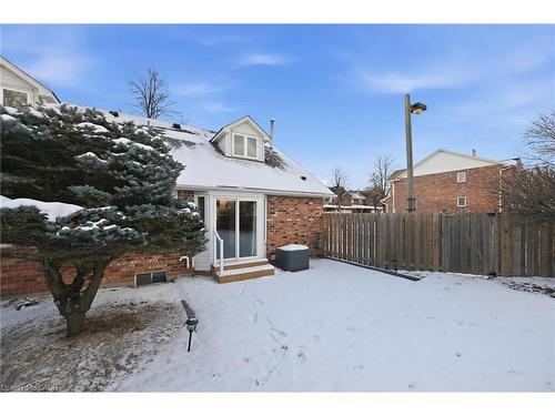 1-2230 Walkers Line, Burlington, ON - Outdoor