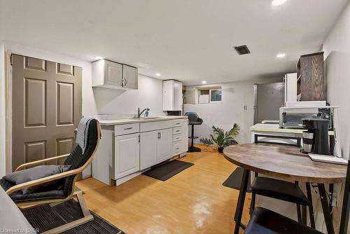 163 Hope Avenue, Hamilton, ON - Indoor