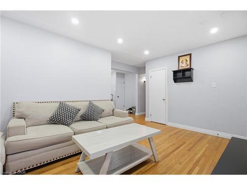 18 Harber Avenue, Kitchener, ON - Indoor