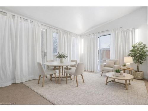 18 Harber Avenue, Kitchener, ON - Indoor Photo Showing Dining Room