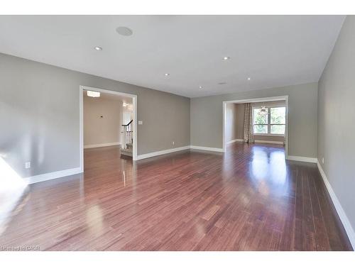1179 Havendale Boulevard, Burlington, ON - Indoor Photo Showing Other Room