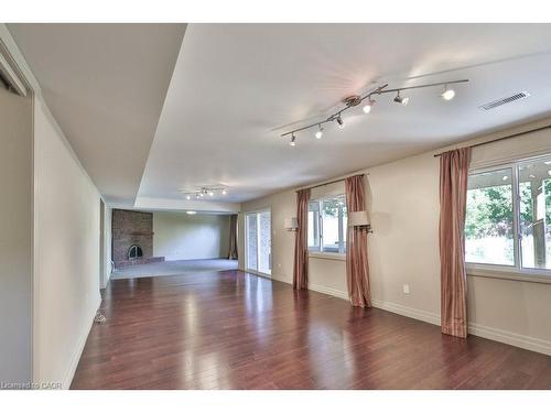 1179 Havendale Boulevard, Burlington, ON - Indoor Photo Showing Other Room