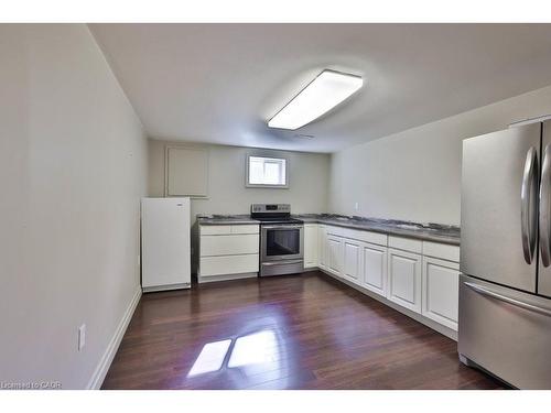 1179 Havendale Boulevard, Burlington, ON - Indoor Photo Showing Kitchen