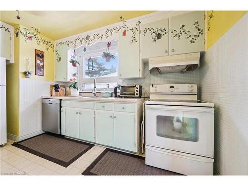 263 East 36Th Street, Hamilton, ON - Indoor Photo Showing Other Room