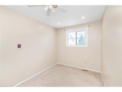 35-14 Derby Street, Hamilton, ON - Indoor Photo Showing Other Room