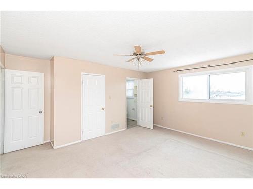 35-14 Derby Street, Hamilton, ON - Indoor Photo Showing Other Room