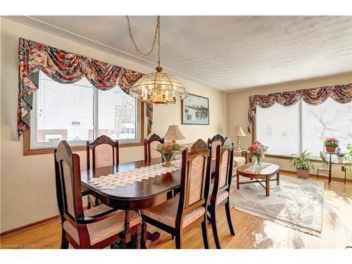 132 Forest Hill Drive, Kitchener, ON - Indoor Photo Showing Dining Room