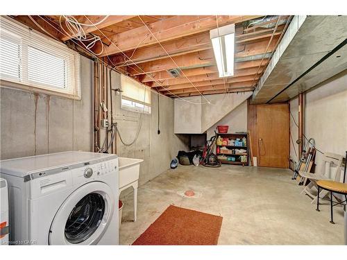 132 Forest Hill Drive, Kitchener, ON - Indoor Photo Showing Laundry Room