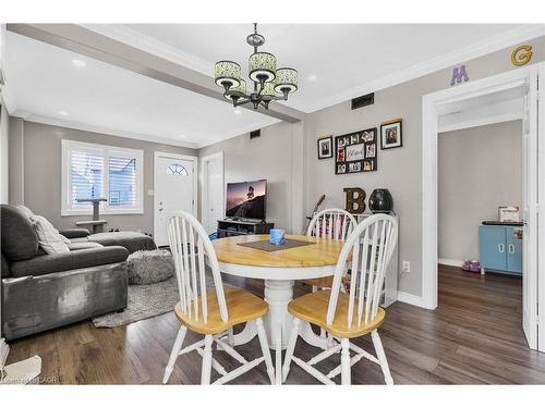 410 Cope Street, Hamilton, ON - Indoor Photo Showing Dining Room