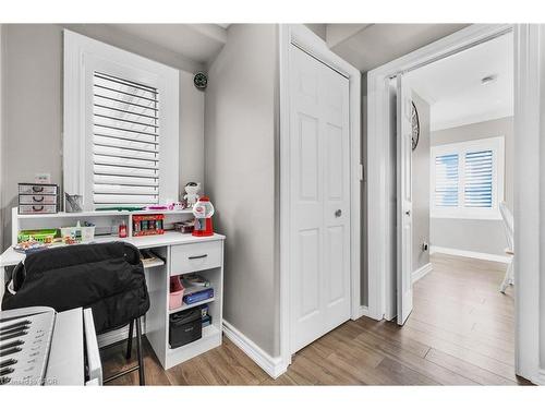 410 Cope Street, Hamilton, ON - Indoor